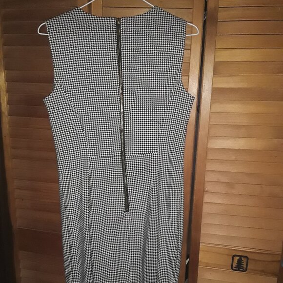 Calvin Klein SZ 8 Black White Houndstooth Fitted Sheath Business Dress Like New! - Picture 2 of 5